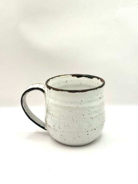 Kubek ceramiczny 350 ml z brązową lamówka