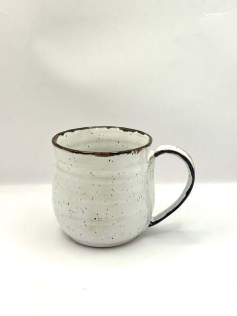 Kubek ceramiczny 350 ml z brązową lamówka