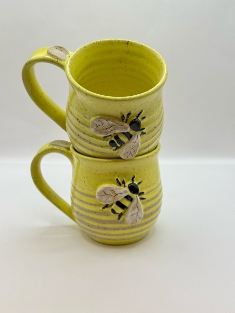 Kubek ceramiczny 300 ml żółty ul z pszczołą
